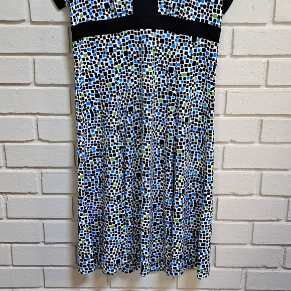 Charter Club Vibrant V-Neck High Waisted Midi Dress. Size 14 Petite - Picture 4 of 6
